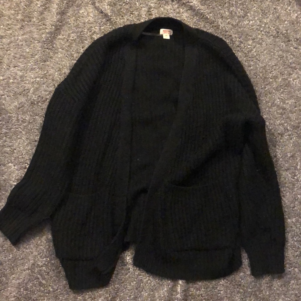 Black Long Sleeve Knit Cardigan